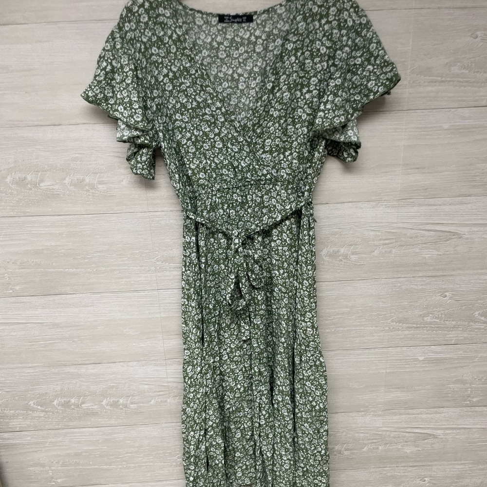 | Simplee | wrap dress. Size XL.* - Picture 5 of 10